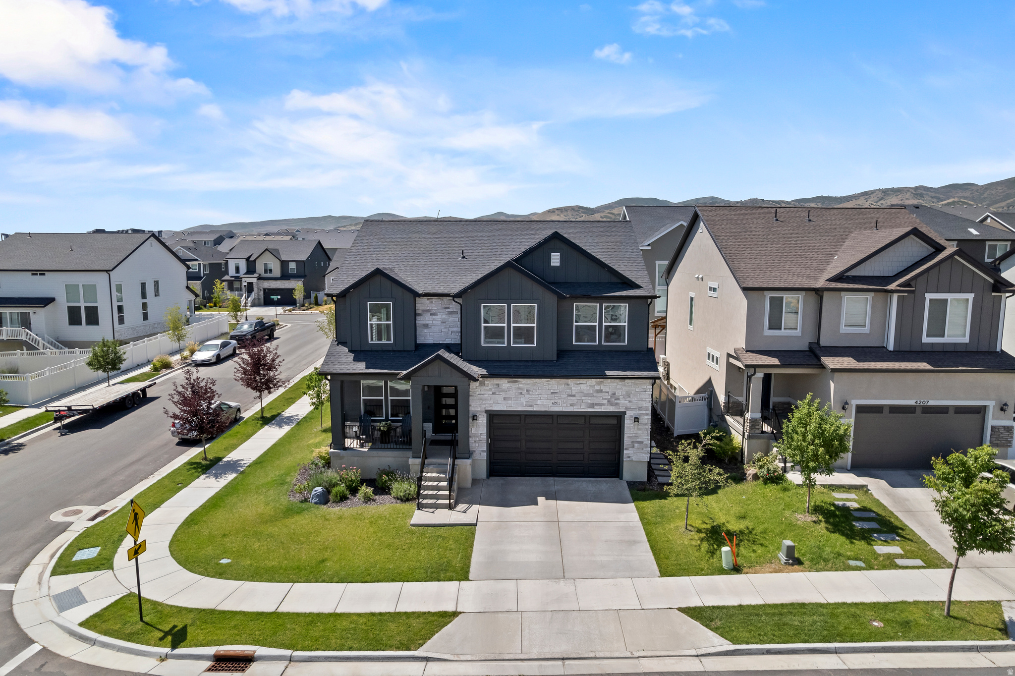 MOUNTAIN RIDGE - Residential