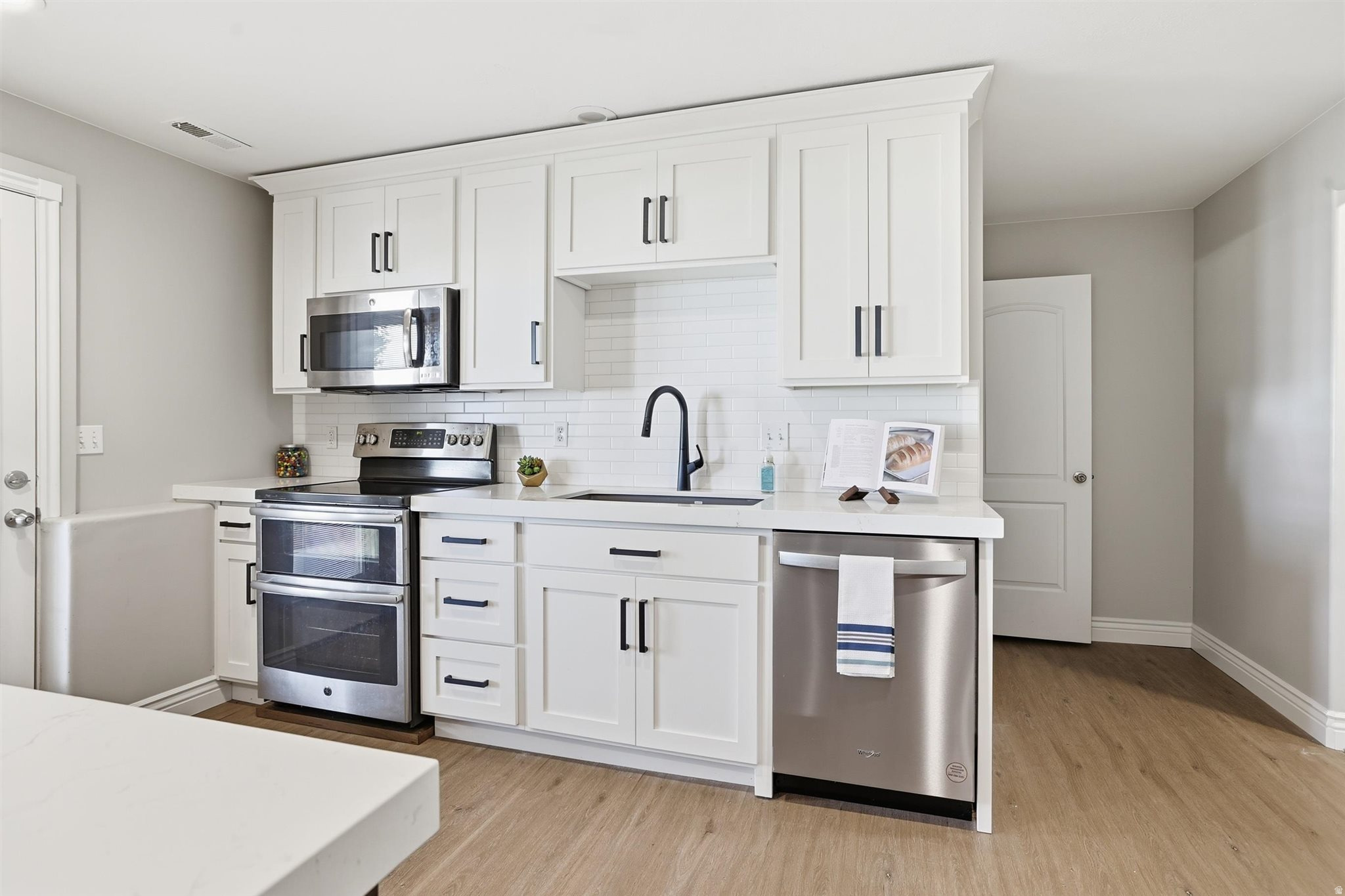 FARMINGTON RANCHES - Residential