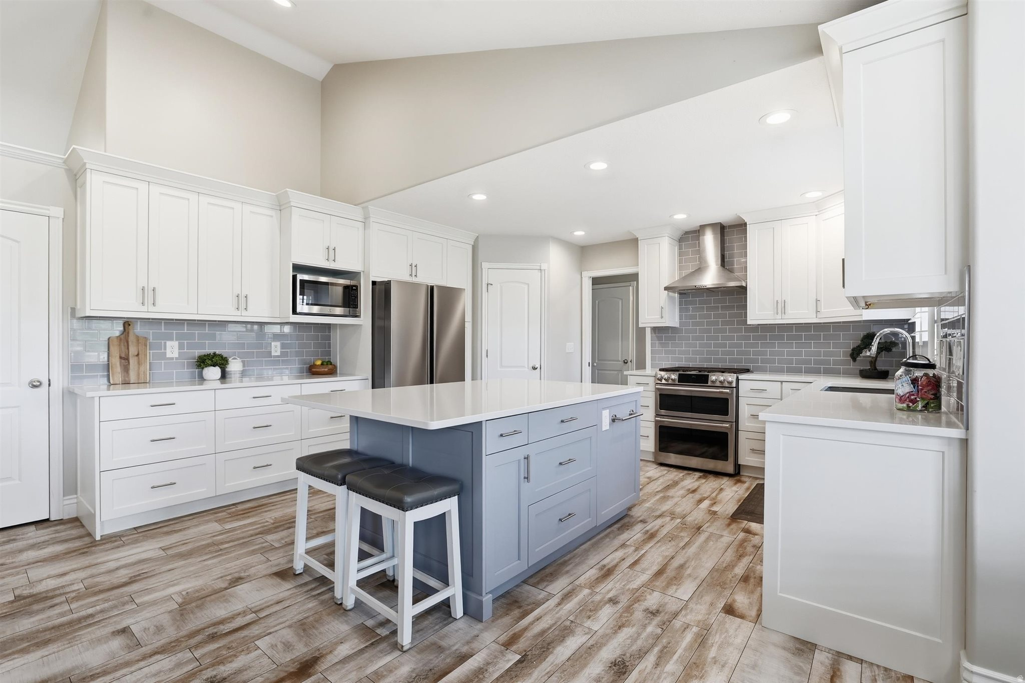 FARMINGTON RANCHES - Residential