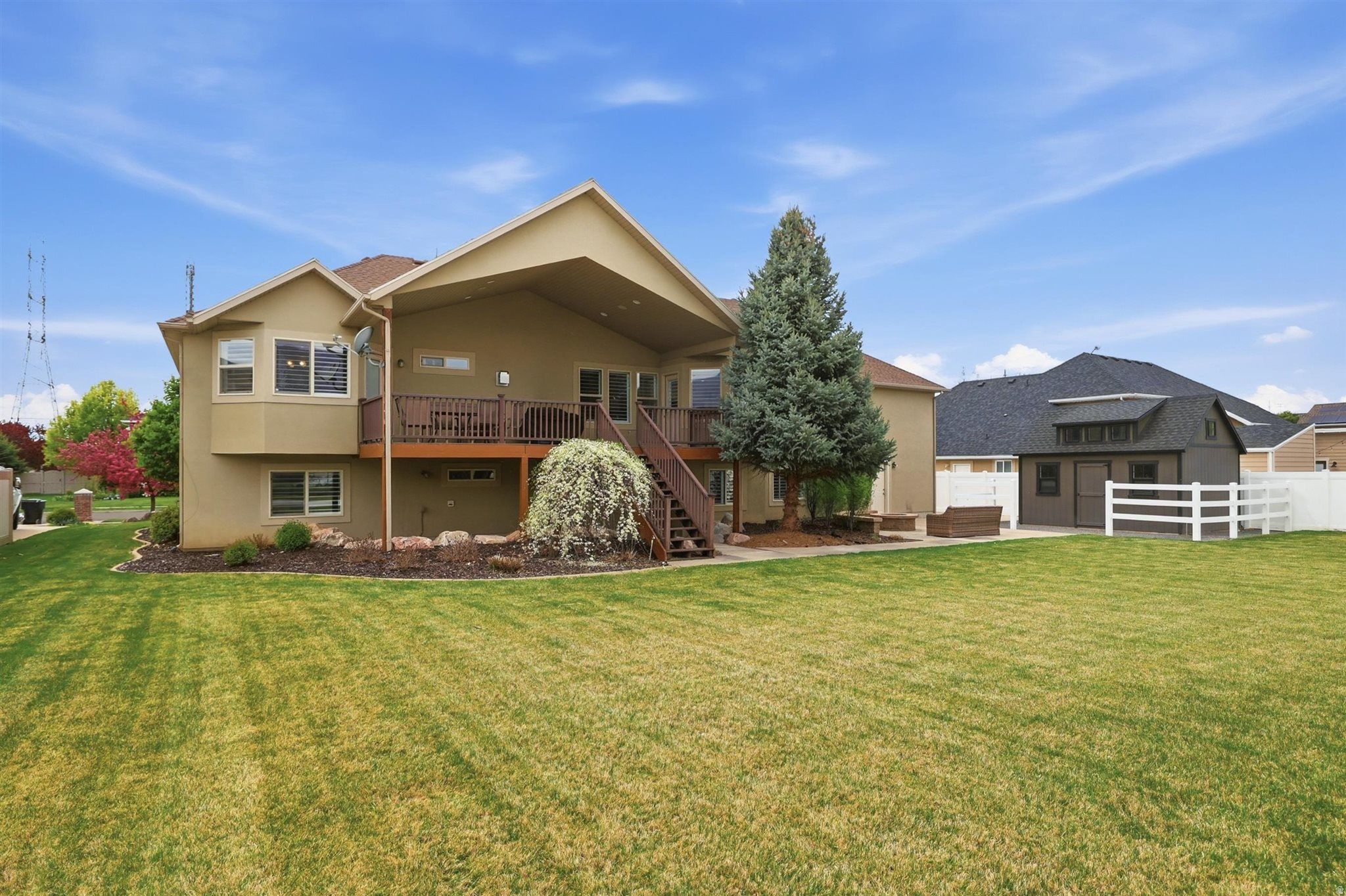 FARMINGTON RANCHES - Residential