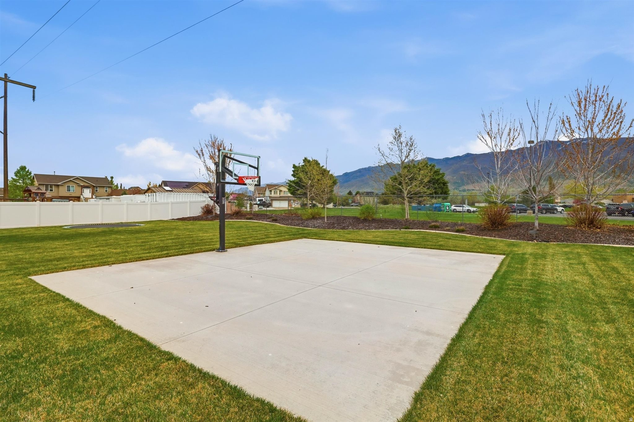FARMINGTON RANCHES - Residential