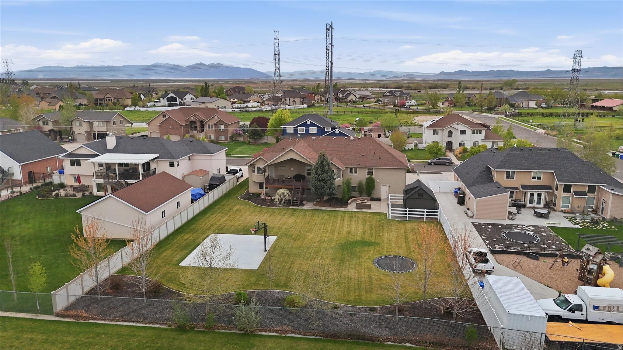 FARMINGTON RANCHES - Residential
