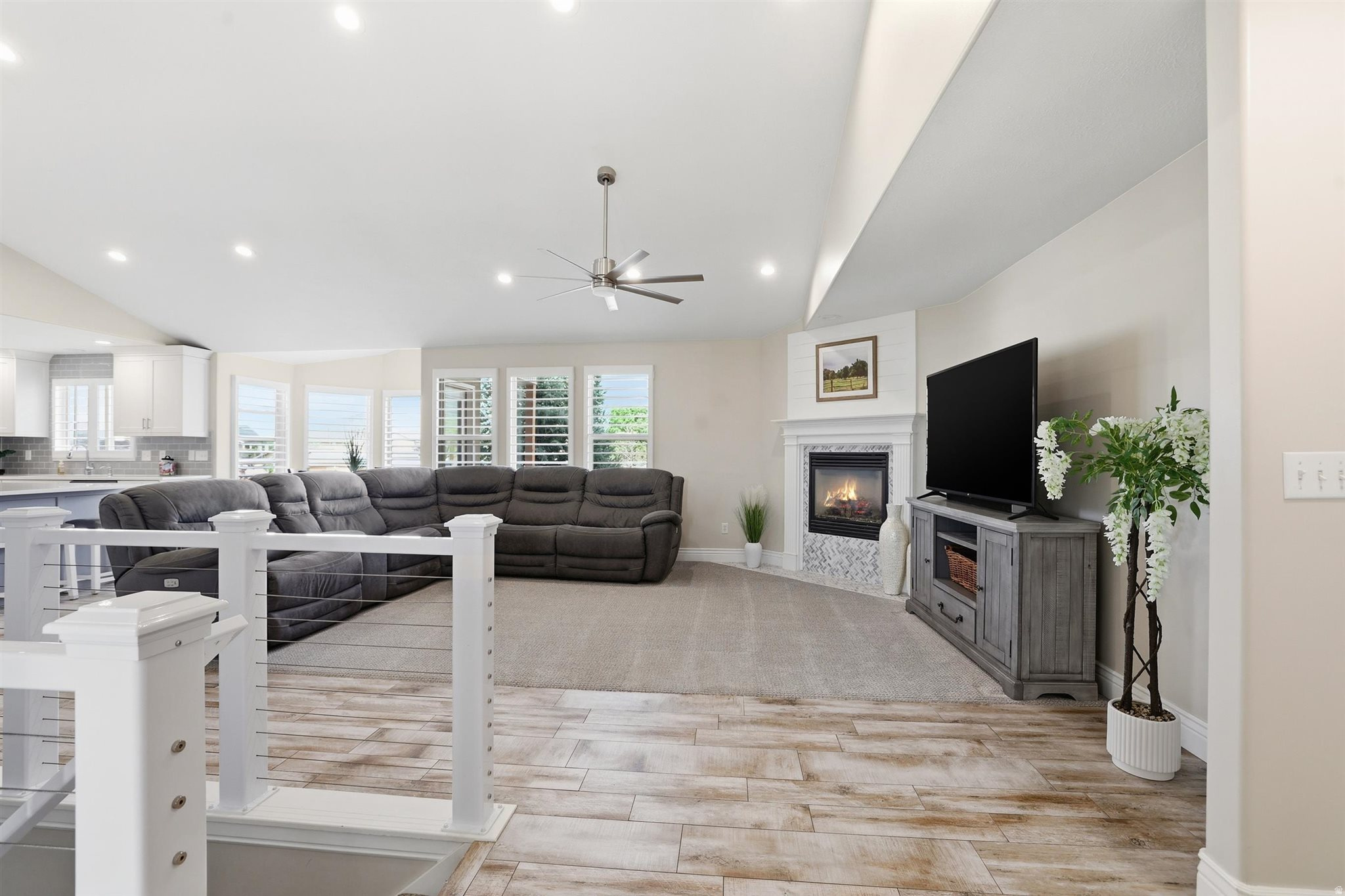 FARMINGTON RANCHES - Residential