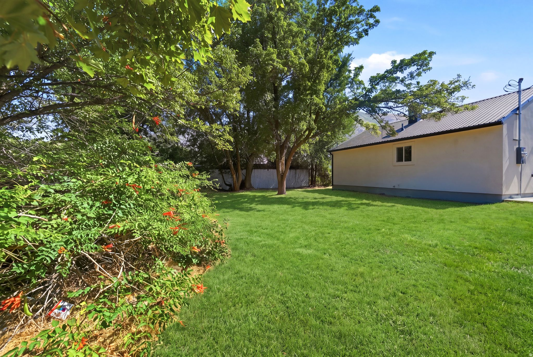 BROOKSIDE - Residential