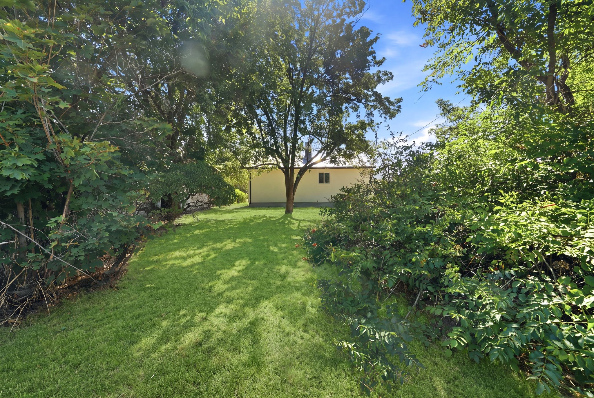 BROOKSIDE - Residential