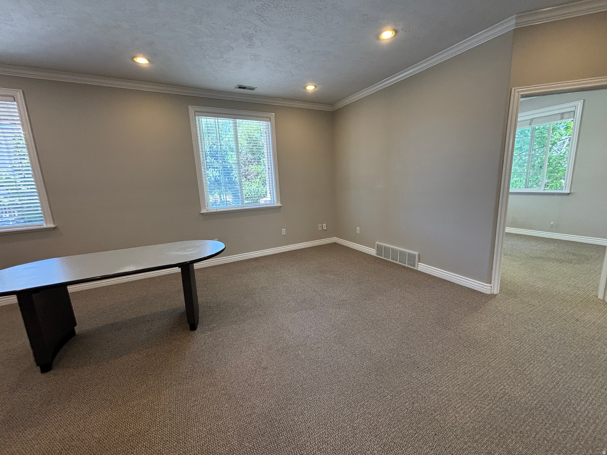 PARK - Commercial Sale
