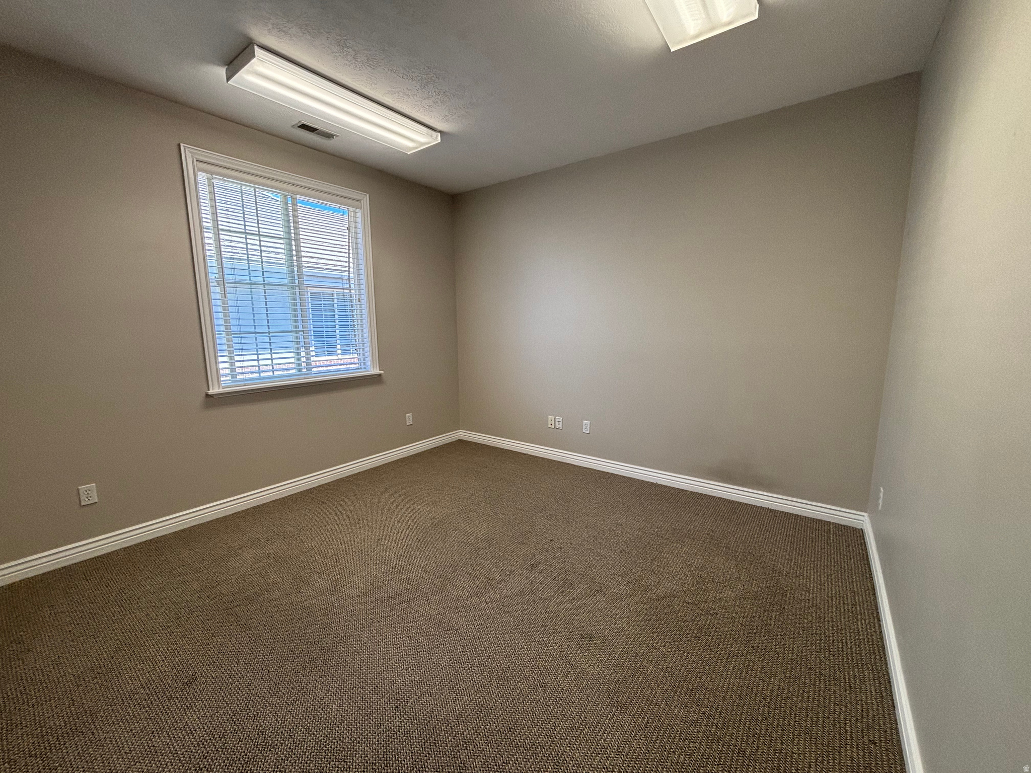 PARK - Commercial Sale