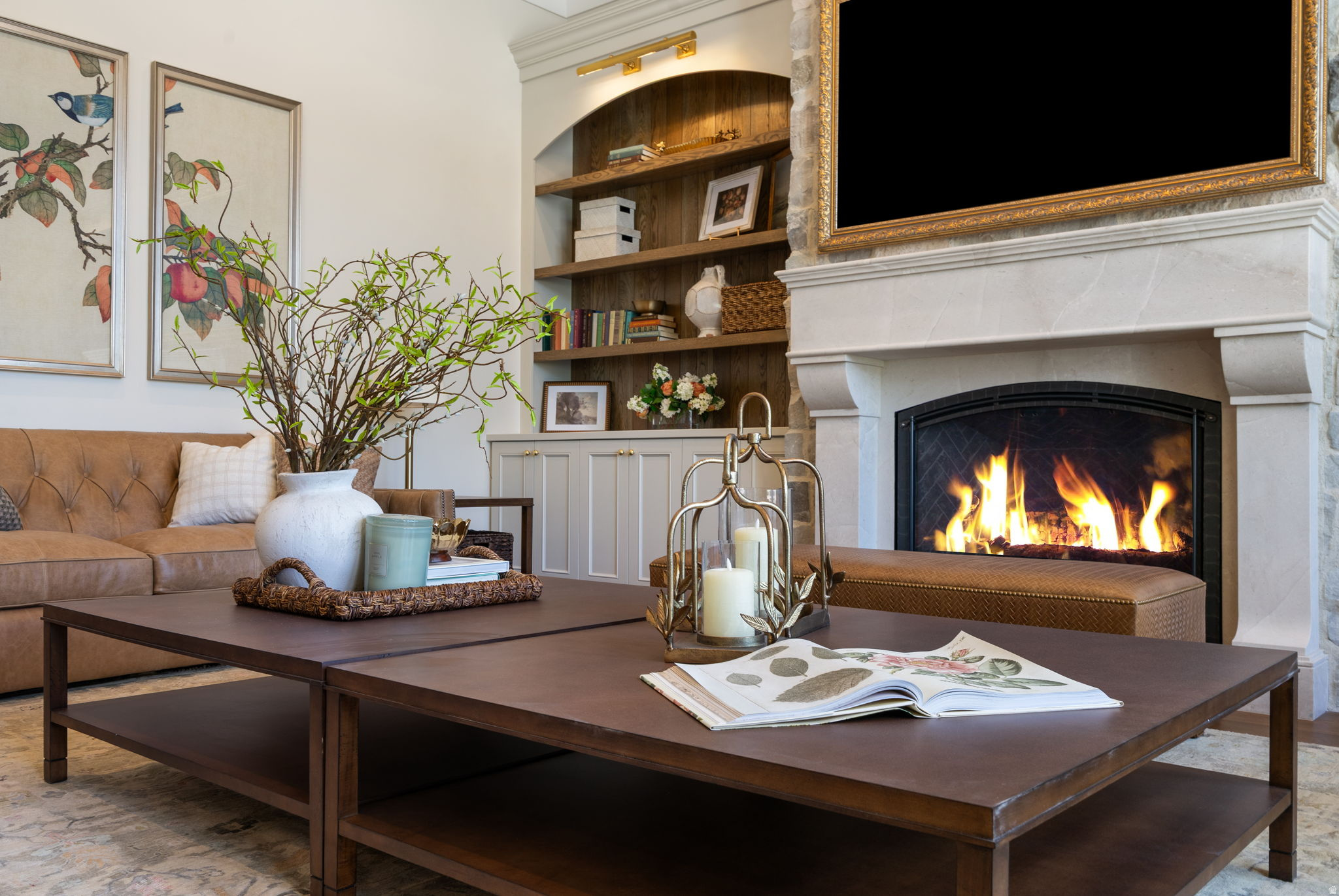 TWIN HOLLOW - Residential