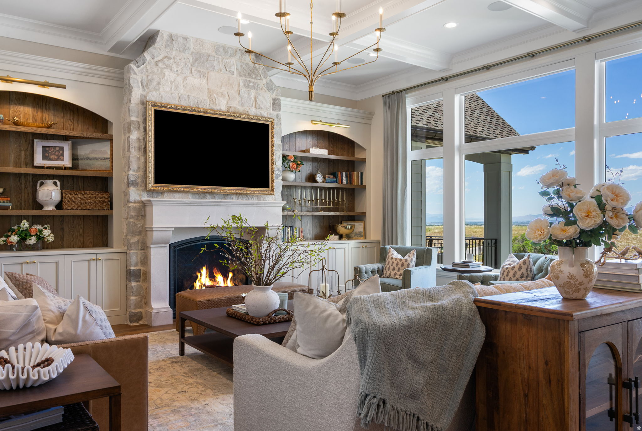 TWIN HOLLOW - Residential