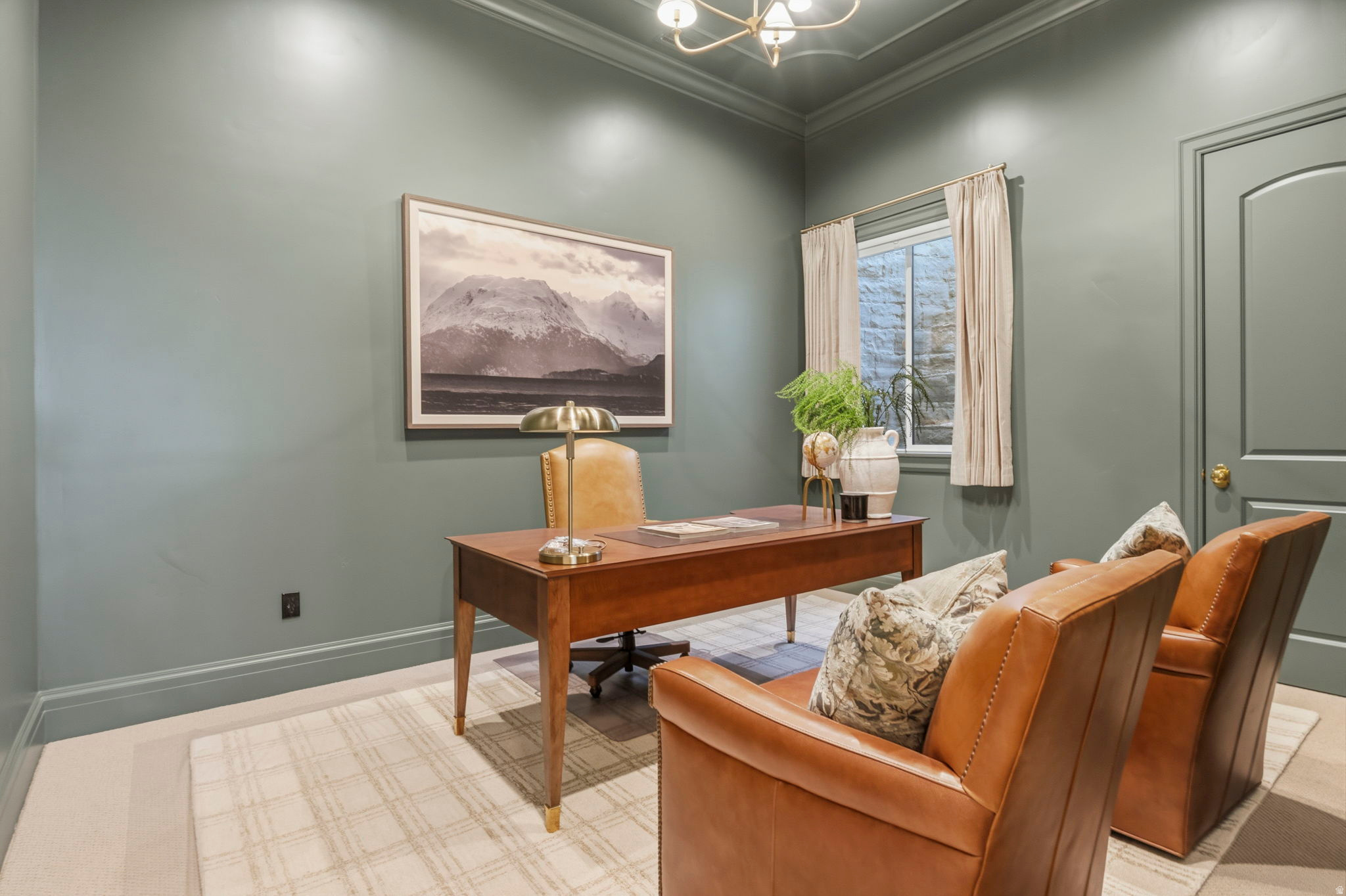 TWIN HOLLOW - Residential