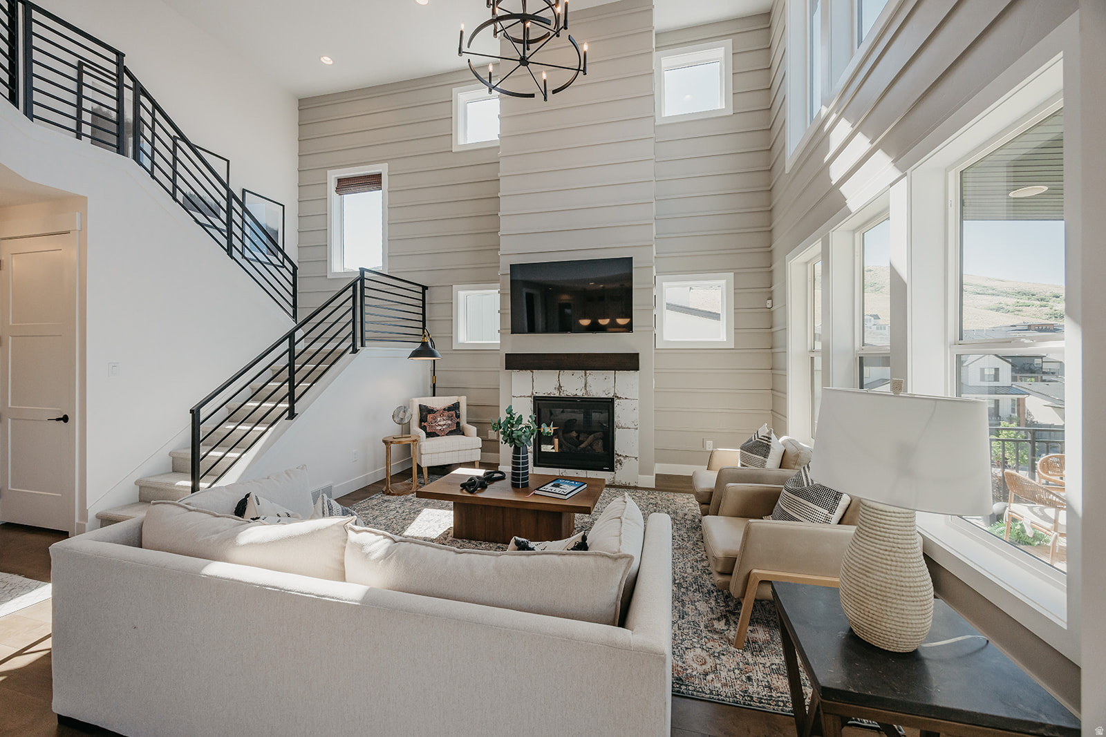 CANYON POINT - Residential
