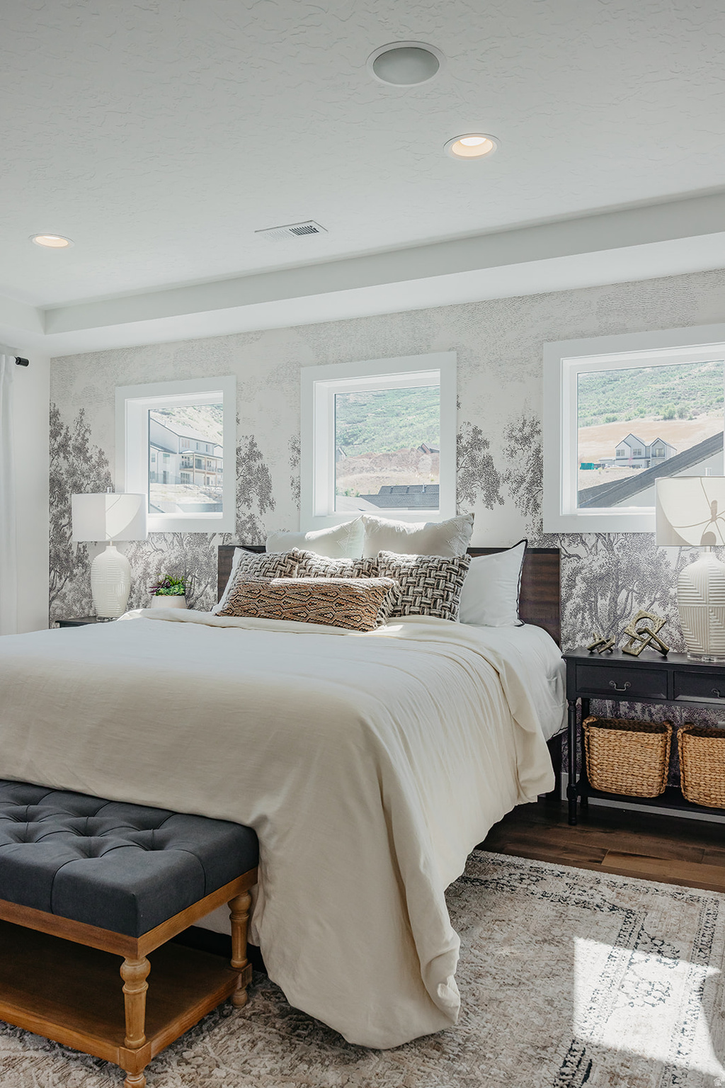 CANYON POINT - Residential