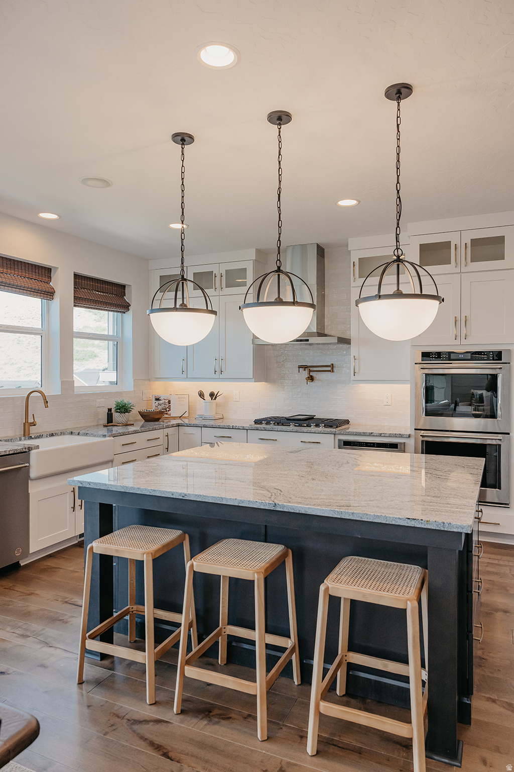 CANYON POINT - Residential
