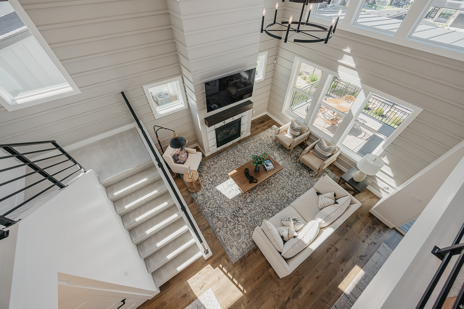 CANYON POINT - Residential