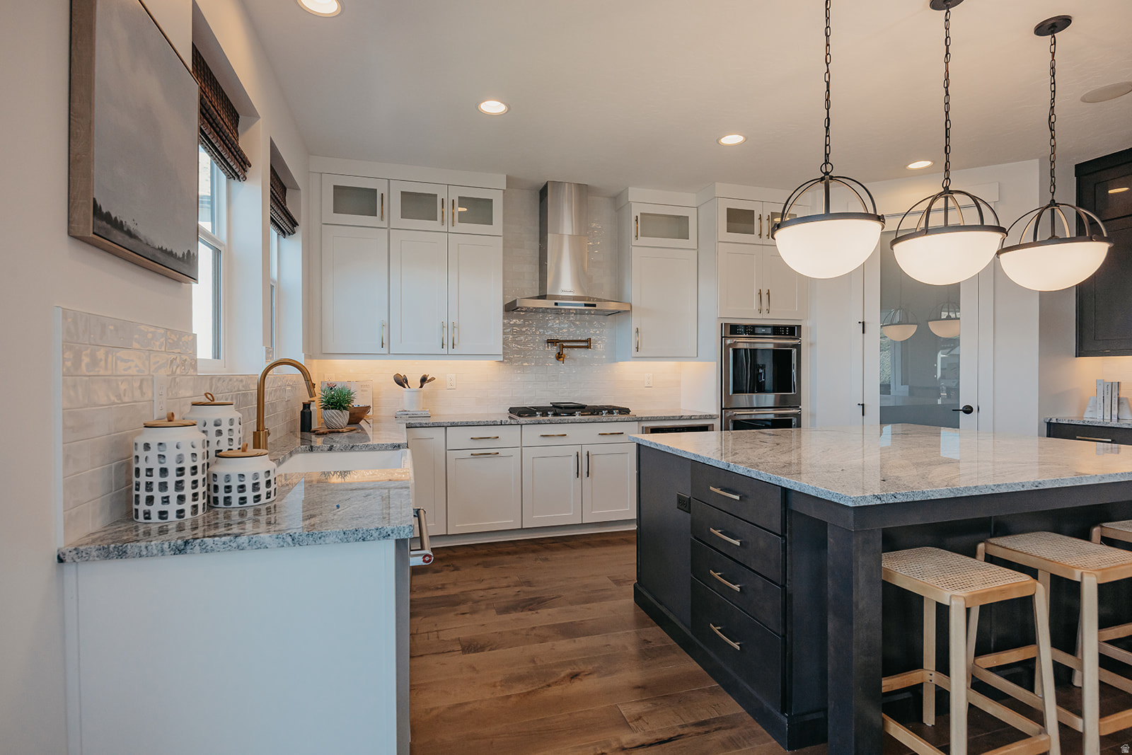 CANYON POINT - Residential