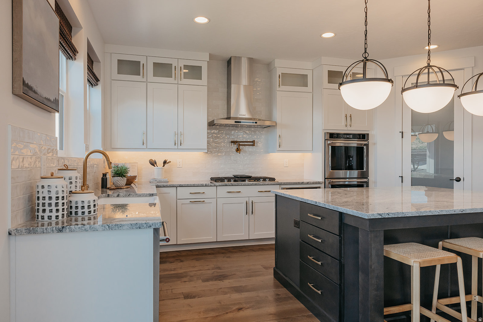 CANYON POINT - Residential