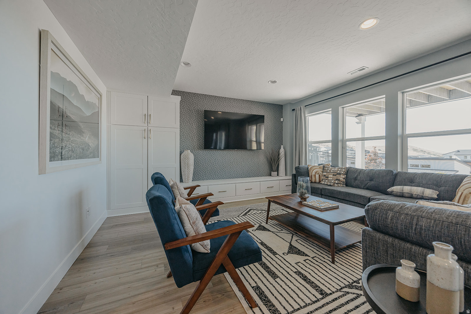 CANYON POINT - Residential