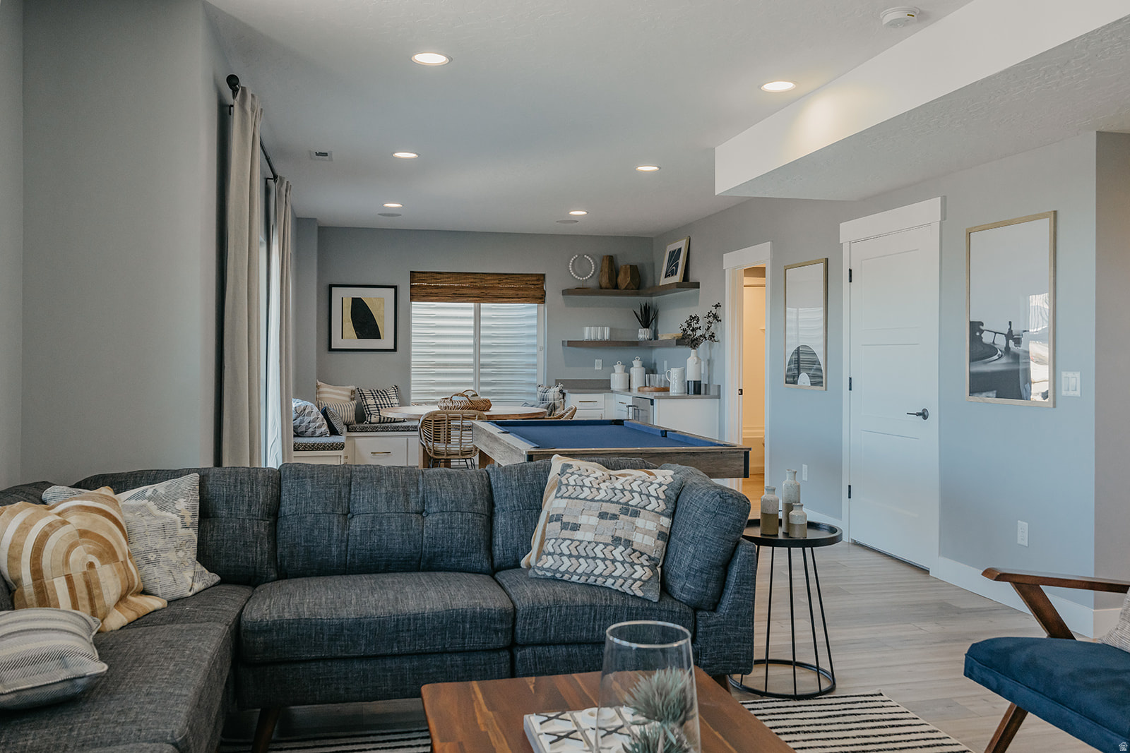 CANYON POINT - Residential