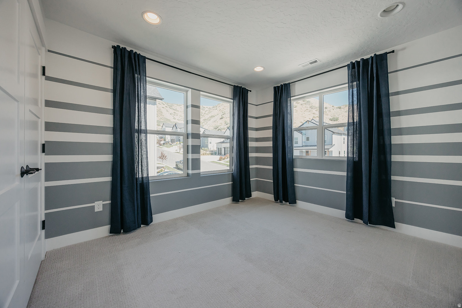 CANYON POINT - Residential