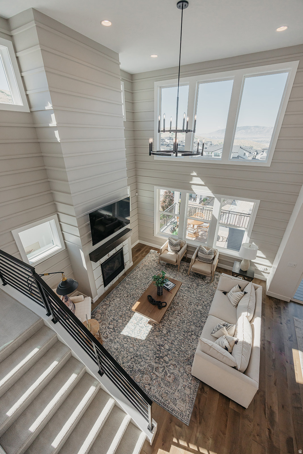 CANYON POINT - Residential