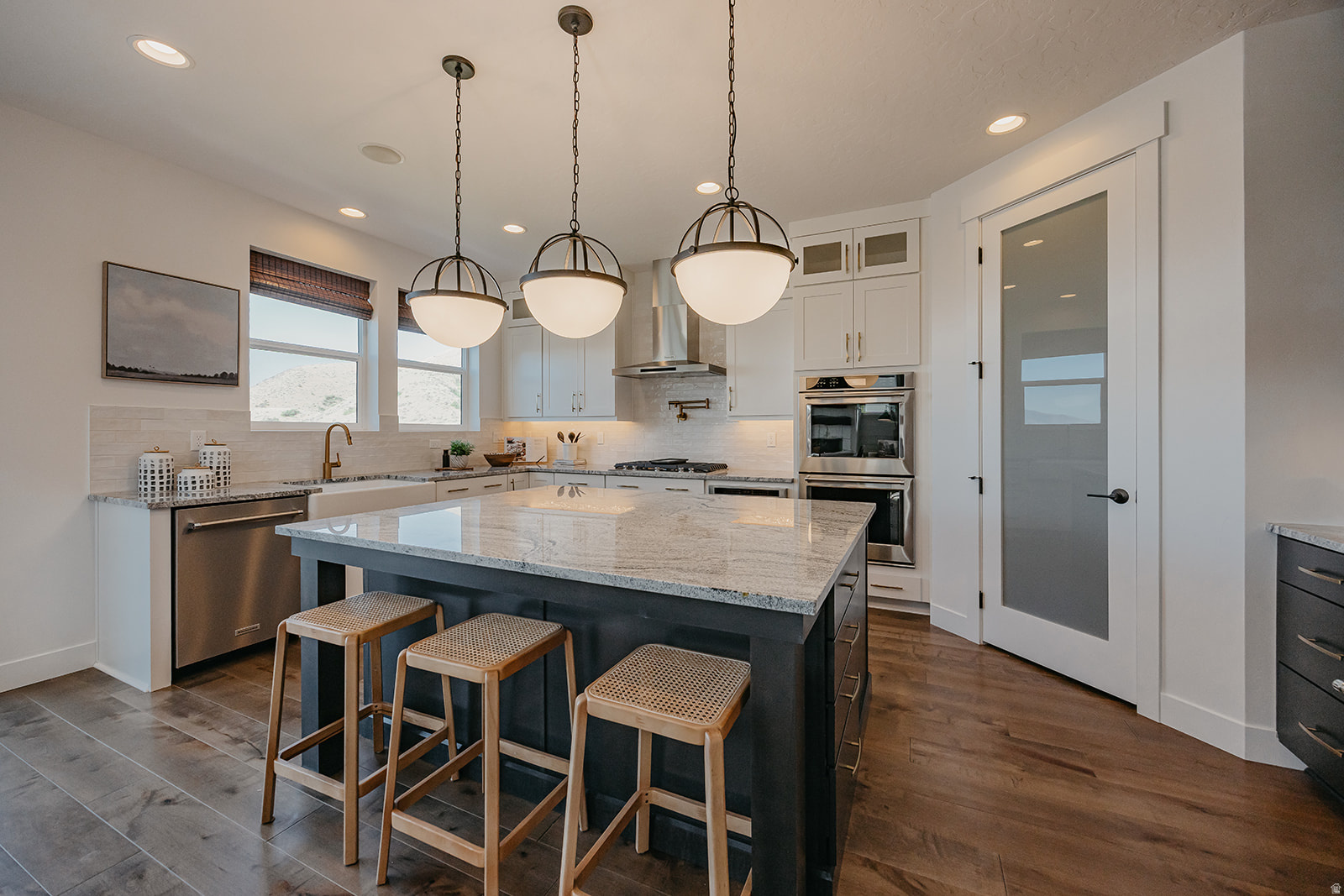 CANYON POINT - Residential
