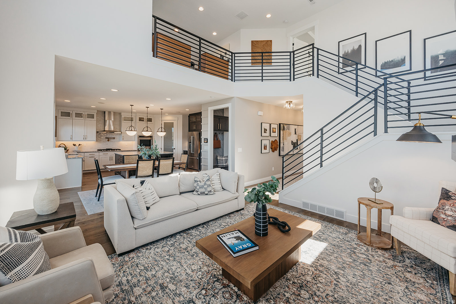 CANYON POINT - Residential