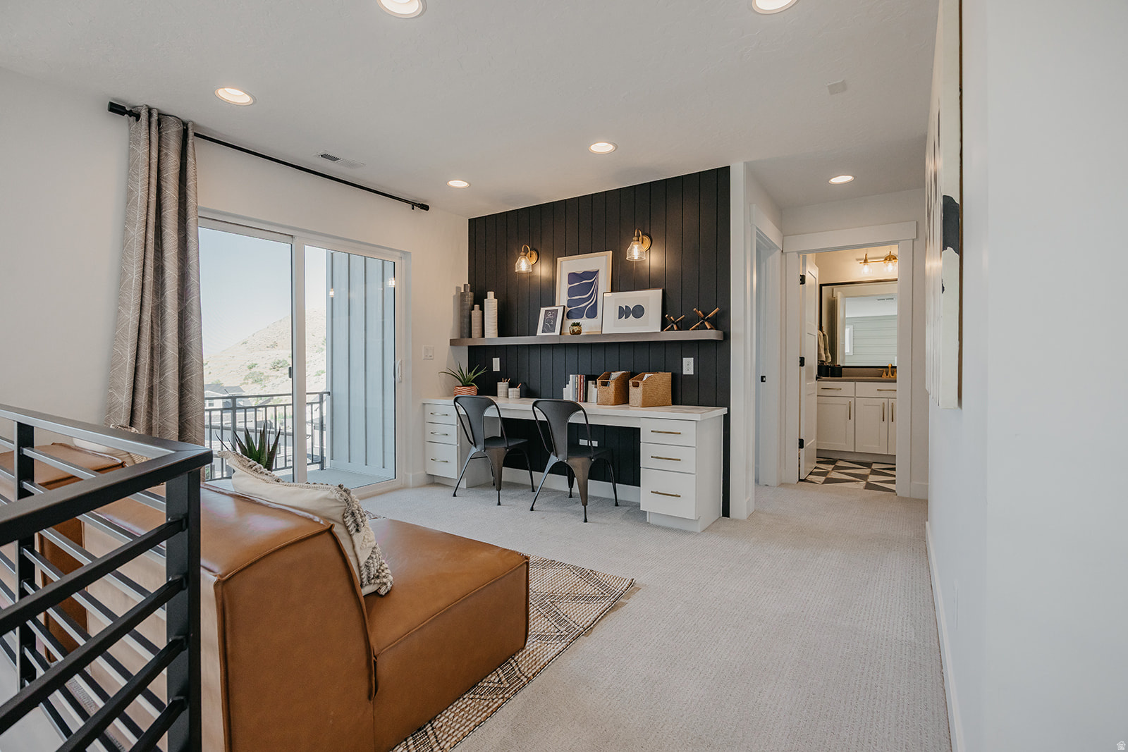 CANYON POINT - Residential
