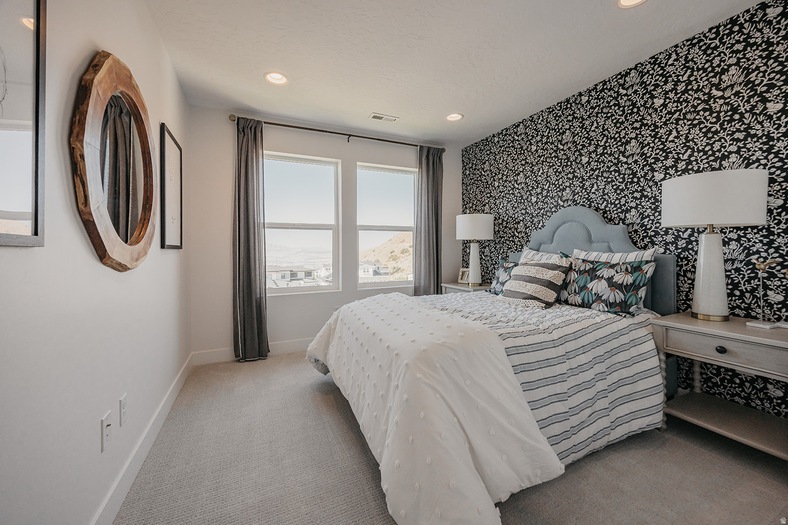CANYON POINT - Residential