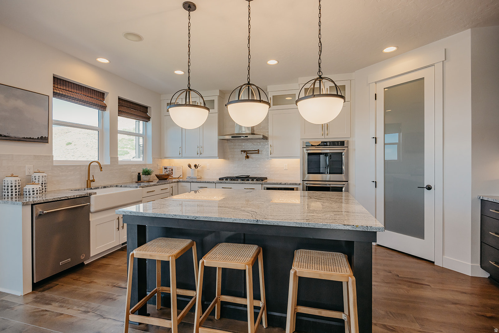 CANYON POINT - Residential