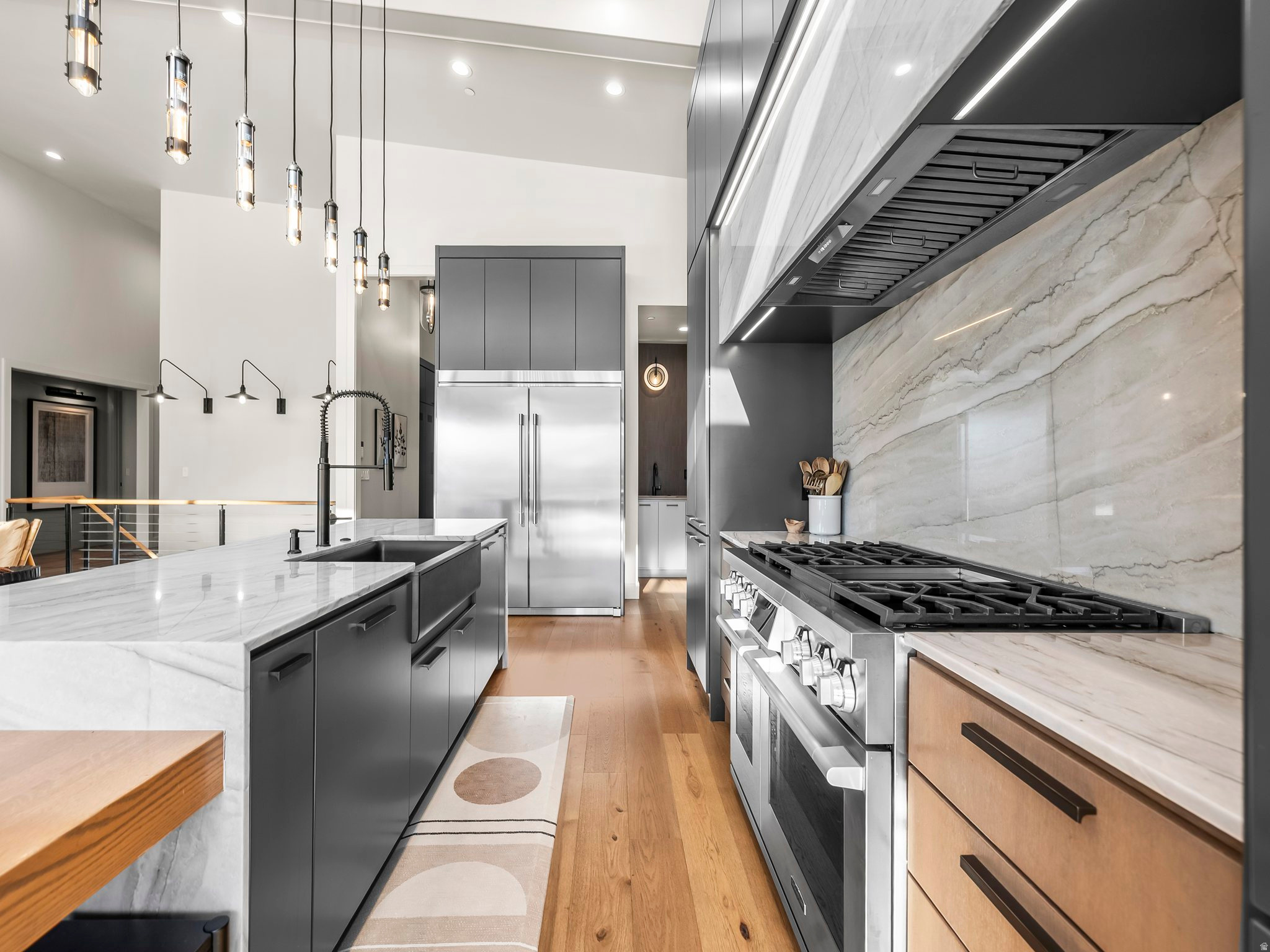 SUMMIT CREEK - Residential