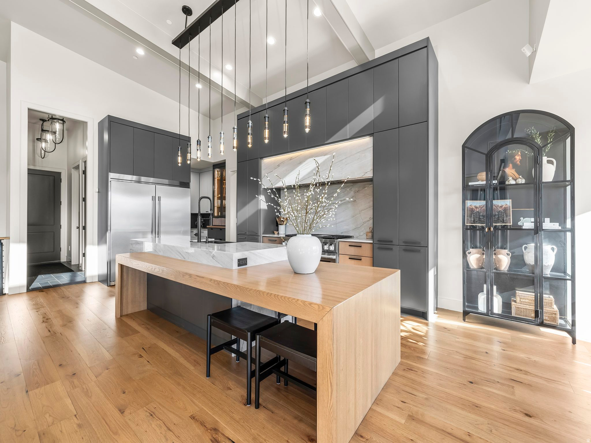 SUMMIT CREEK - Residential