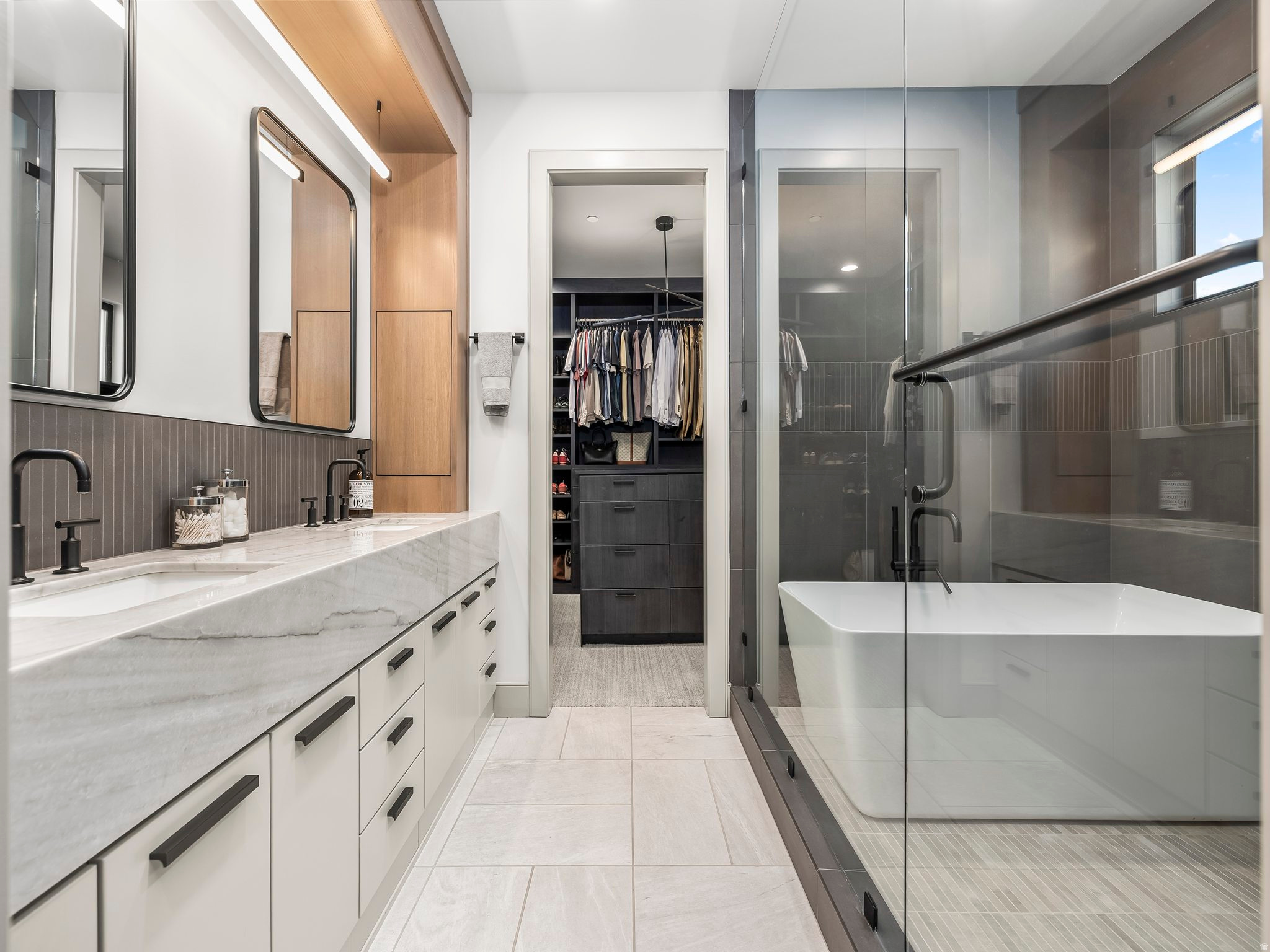 SUMMIT CREEK - Residential