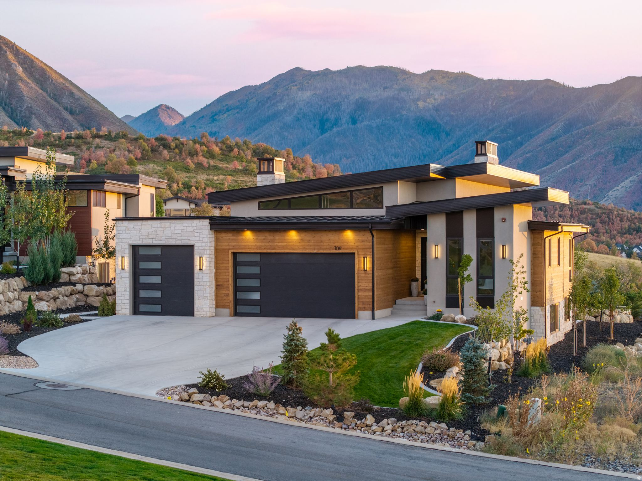 SUMMIT CREEK - Residential