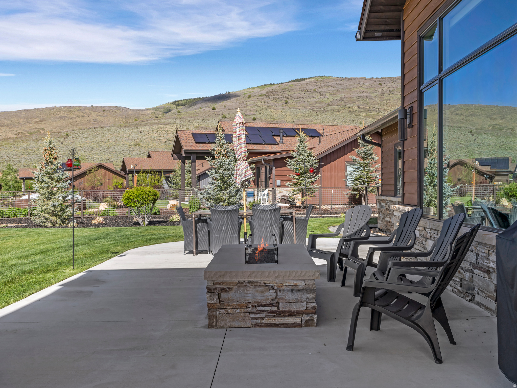 HIGH STAR RANCH - Residential
