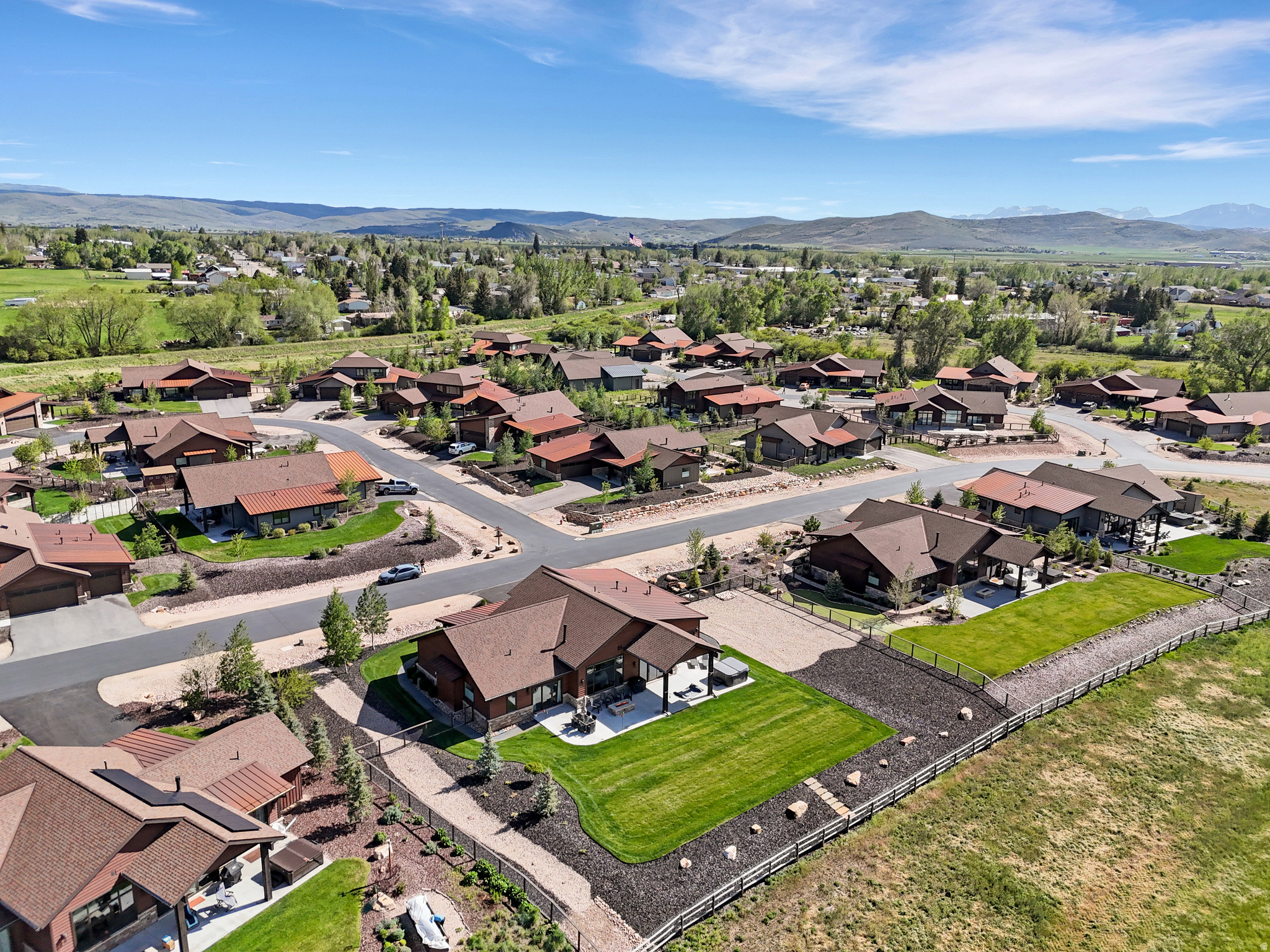 HIGH STAR RANCH - Residential
