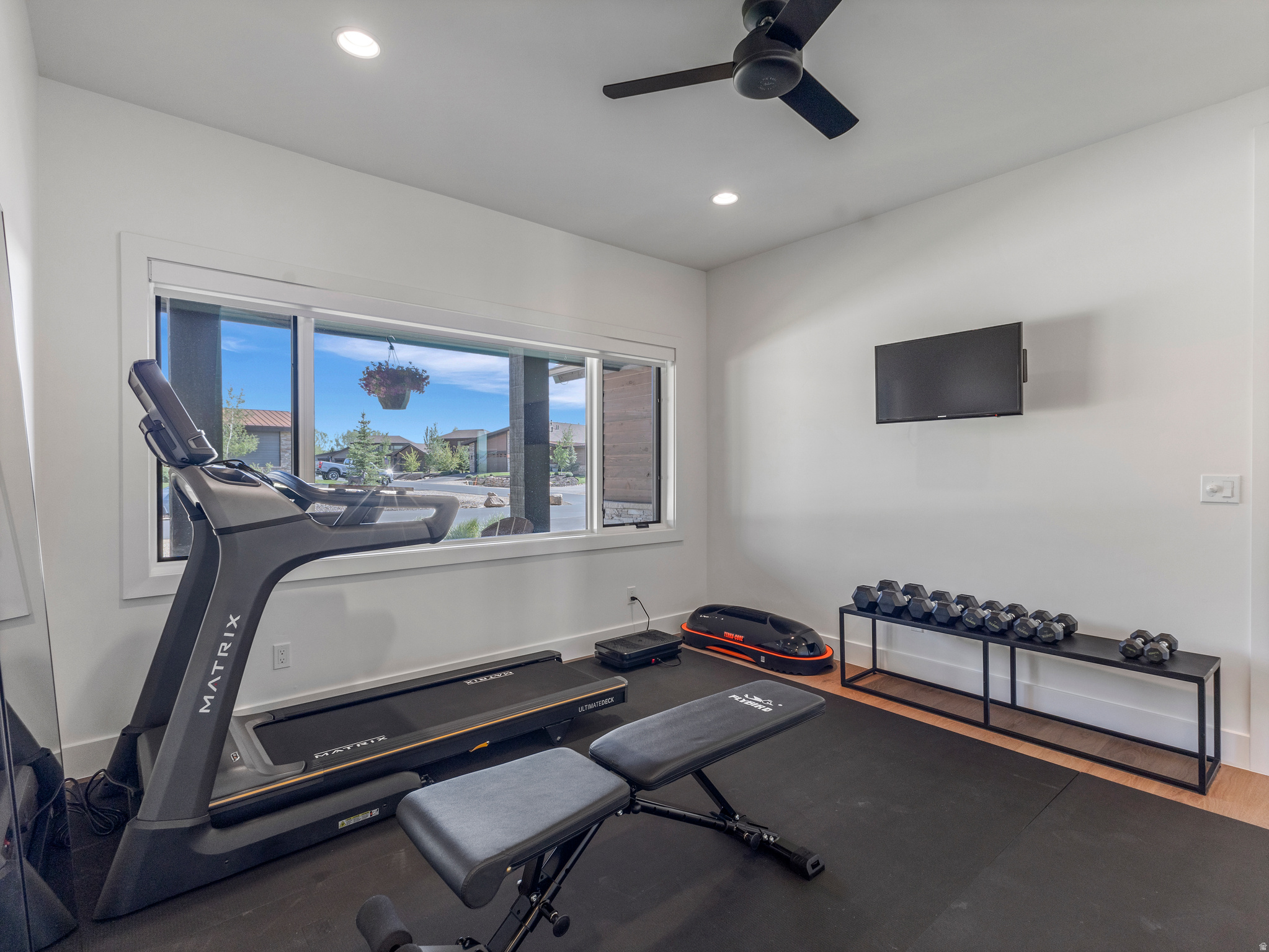 HIGH STAR RANCH - Residential