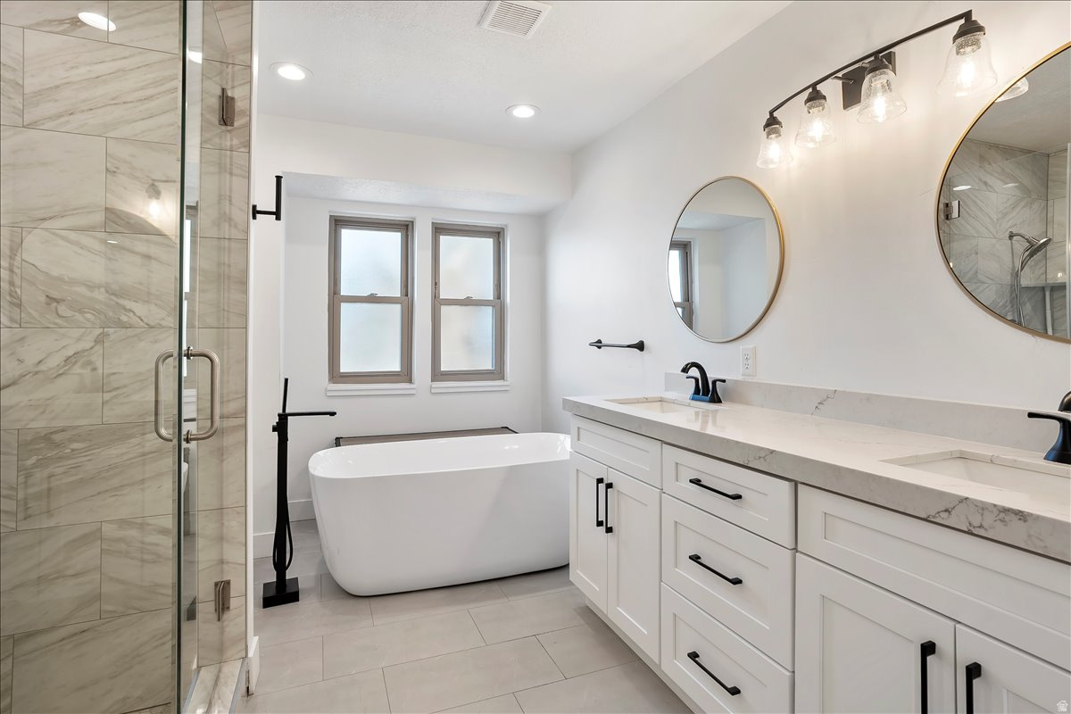 HYLAND TERRACE - Residential