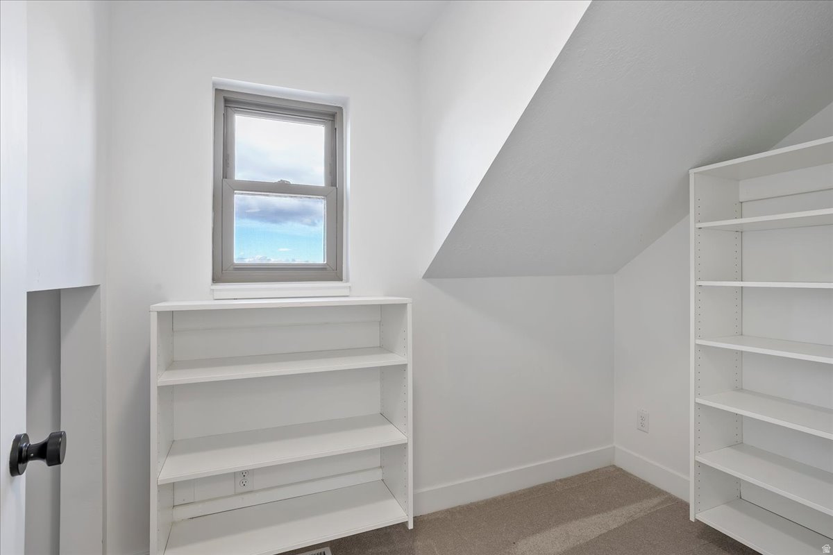 HYLAND TERRACE - Residential