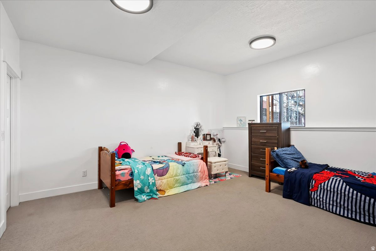 HYLAND TERRACE - Residential