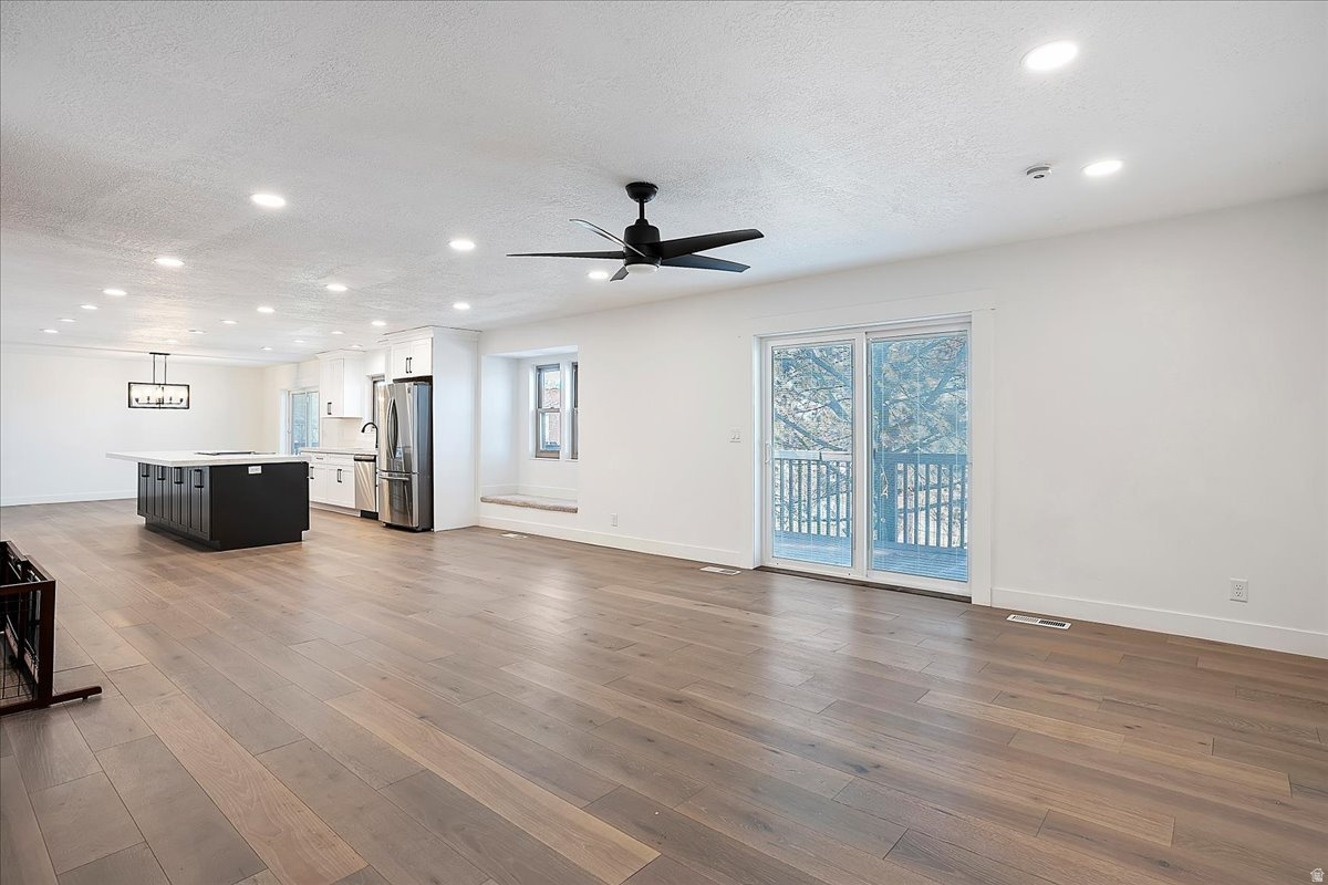 HYLAND TERRACE - Residential