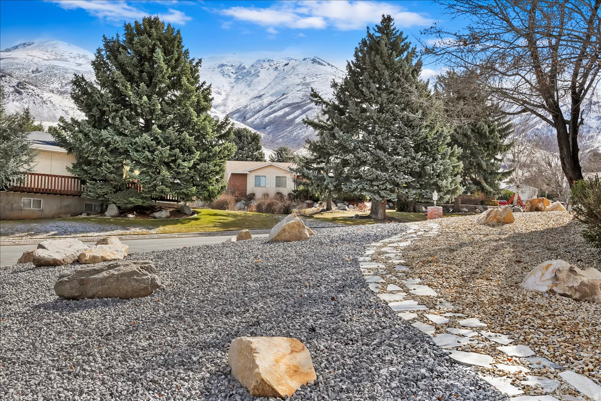 HYLAND TERRACE - Residential