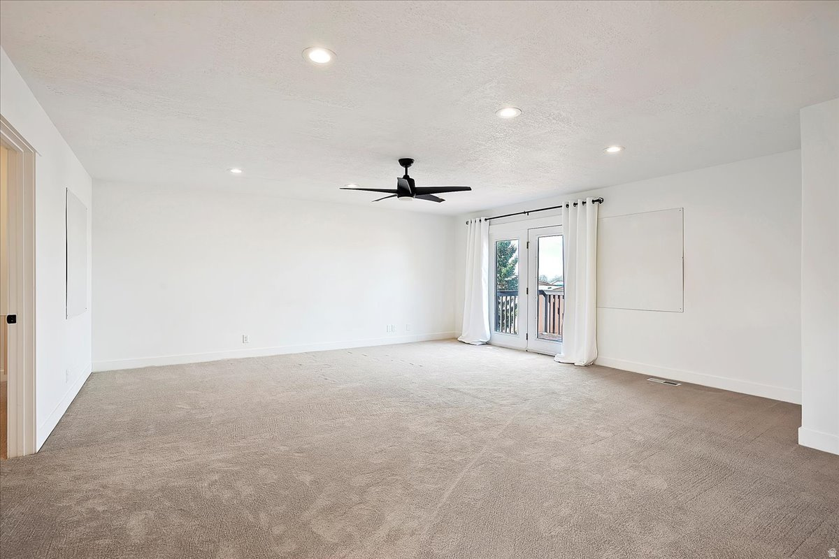 HYLAND TERRACE - Residential