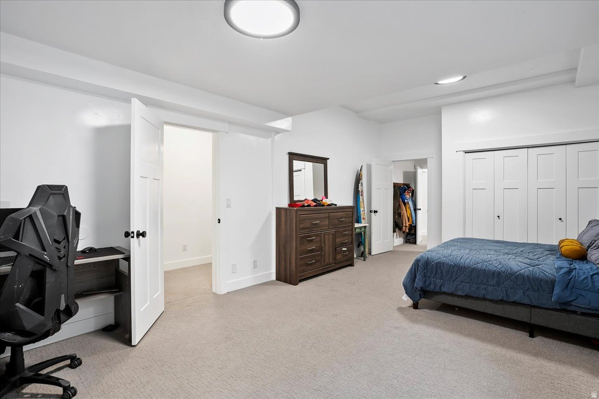 HYLAND TERRACE - Residential