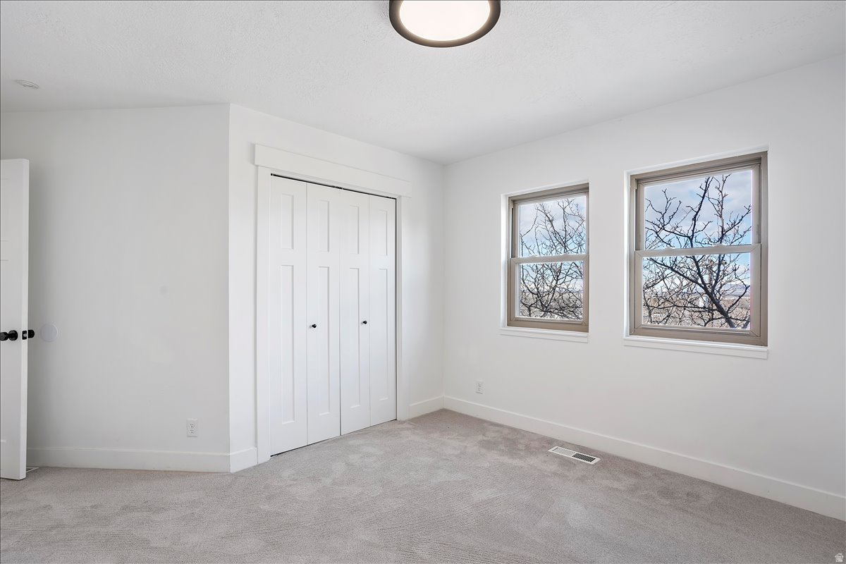 HYLAND TERRACE - Residential