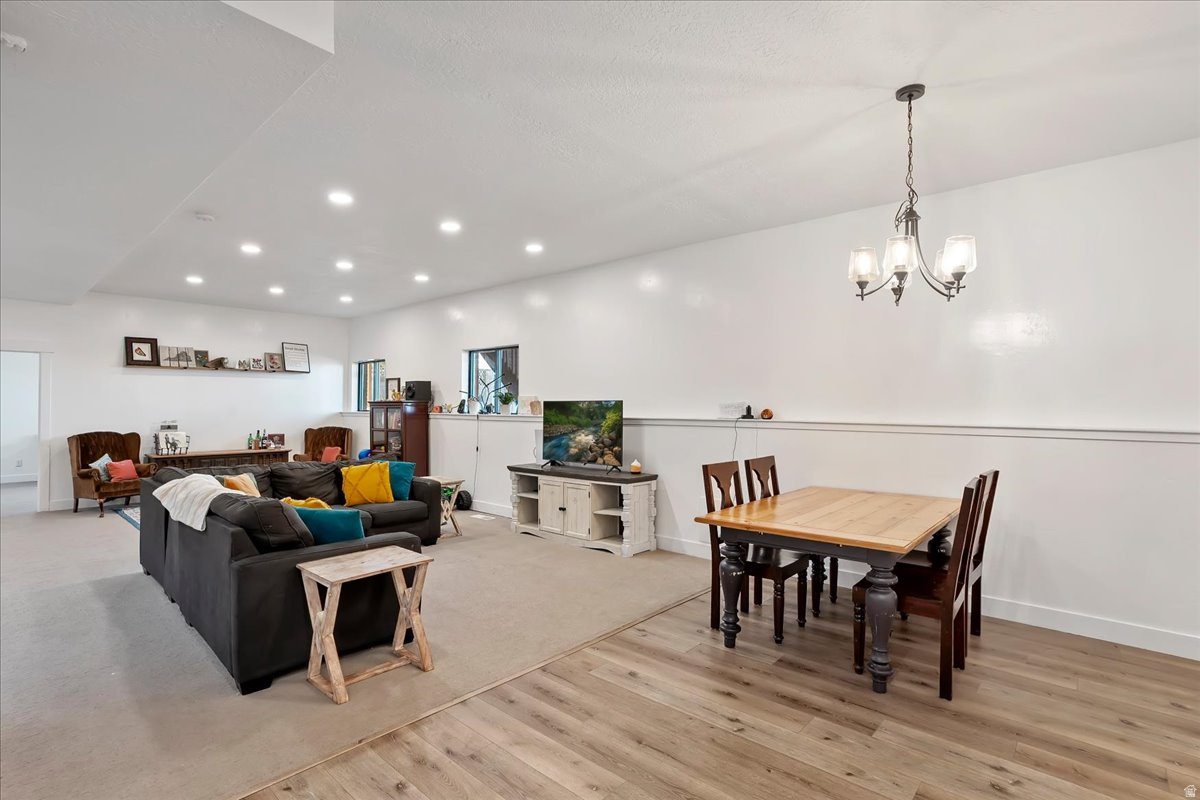 HYLAND TERRACE - Residential