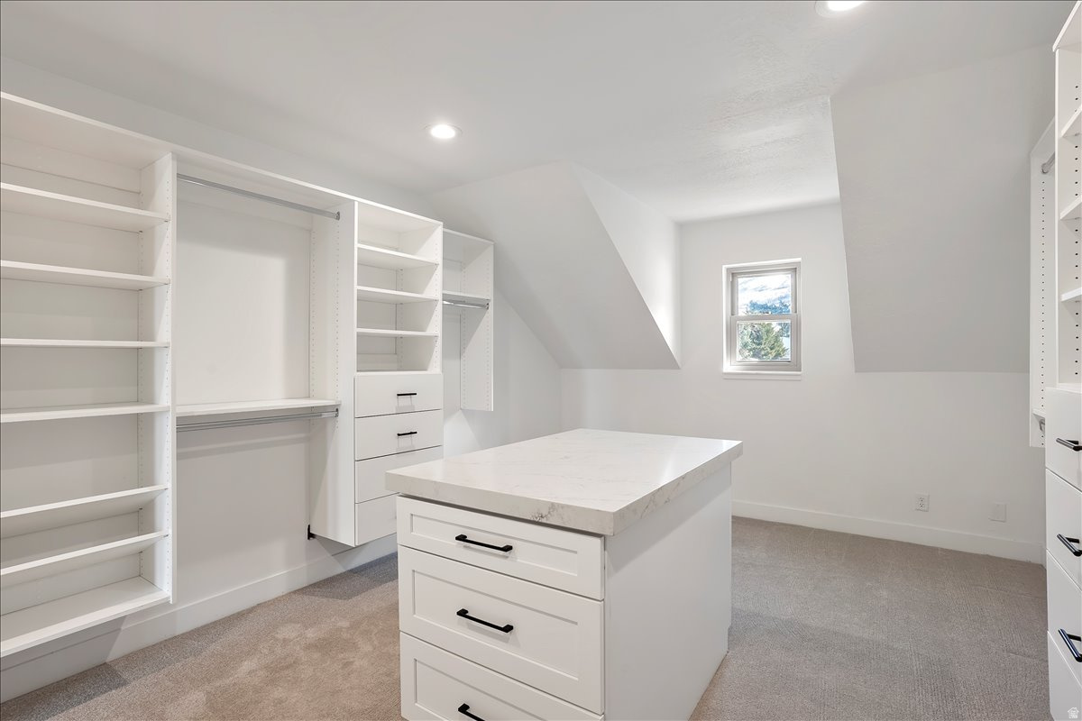 HYLAND TERRACE - Residential