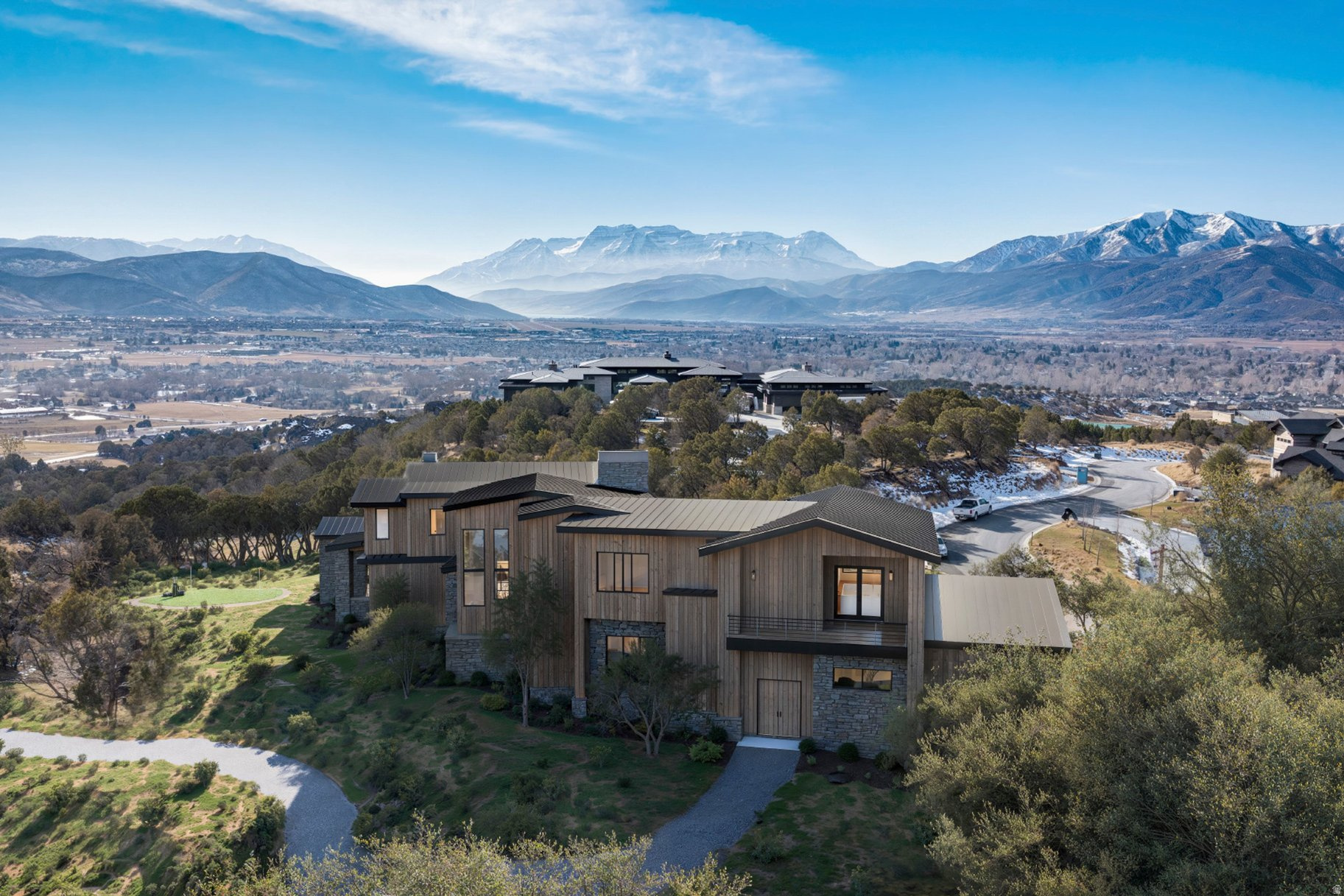 RED LEDGES - Residential