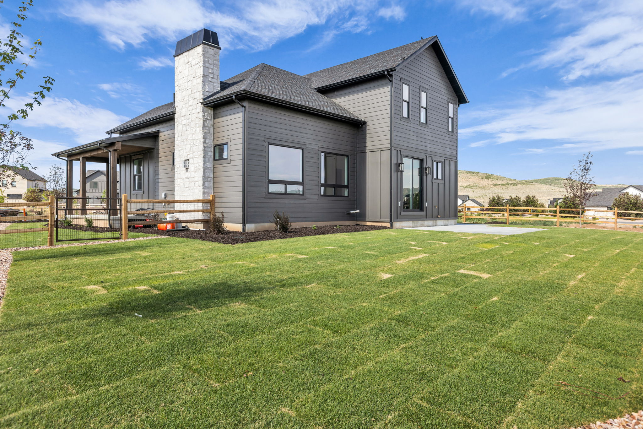 HART CROSSING - Residential