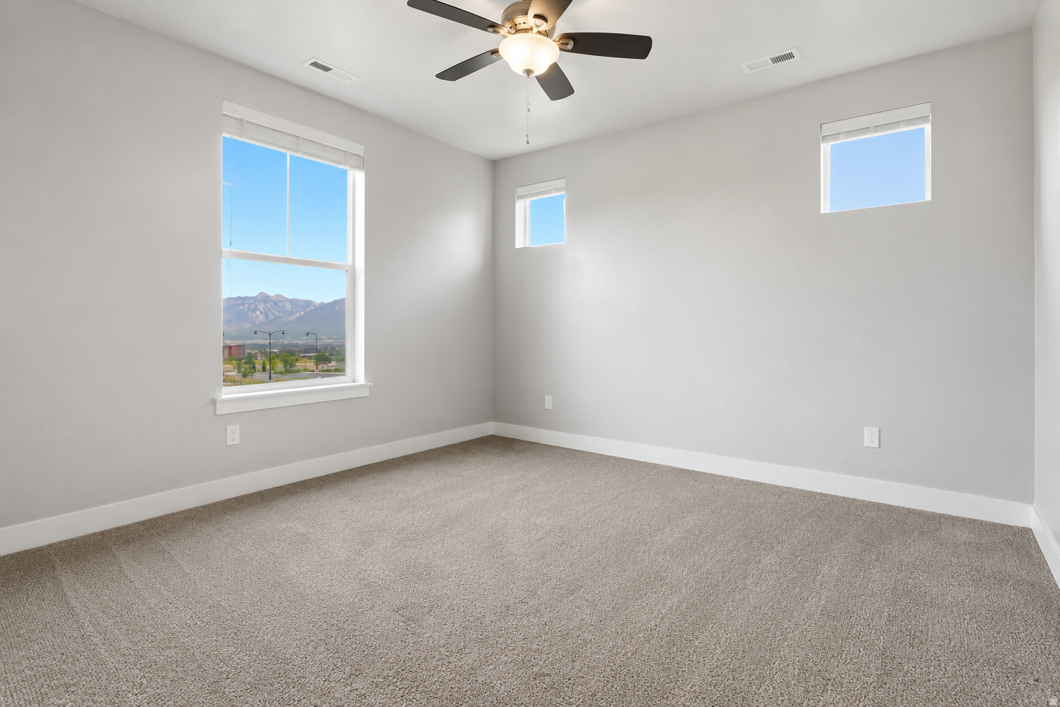SADDLEBROOK - Residential
