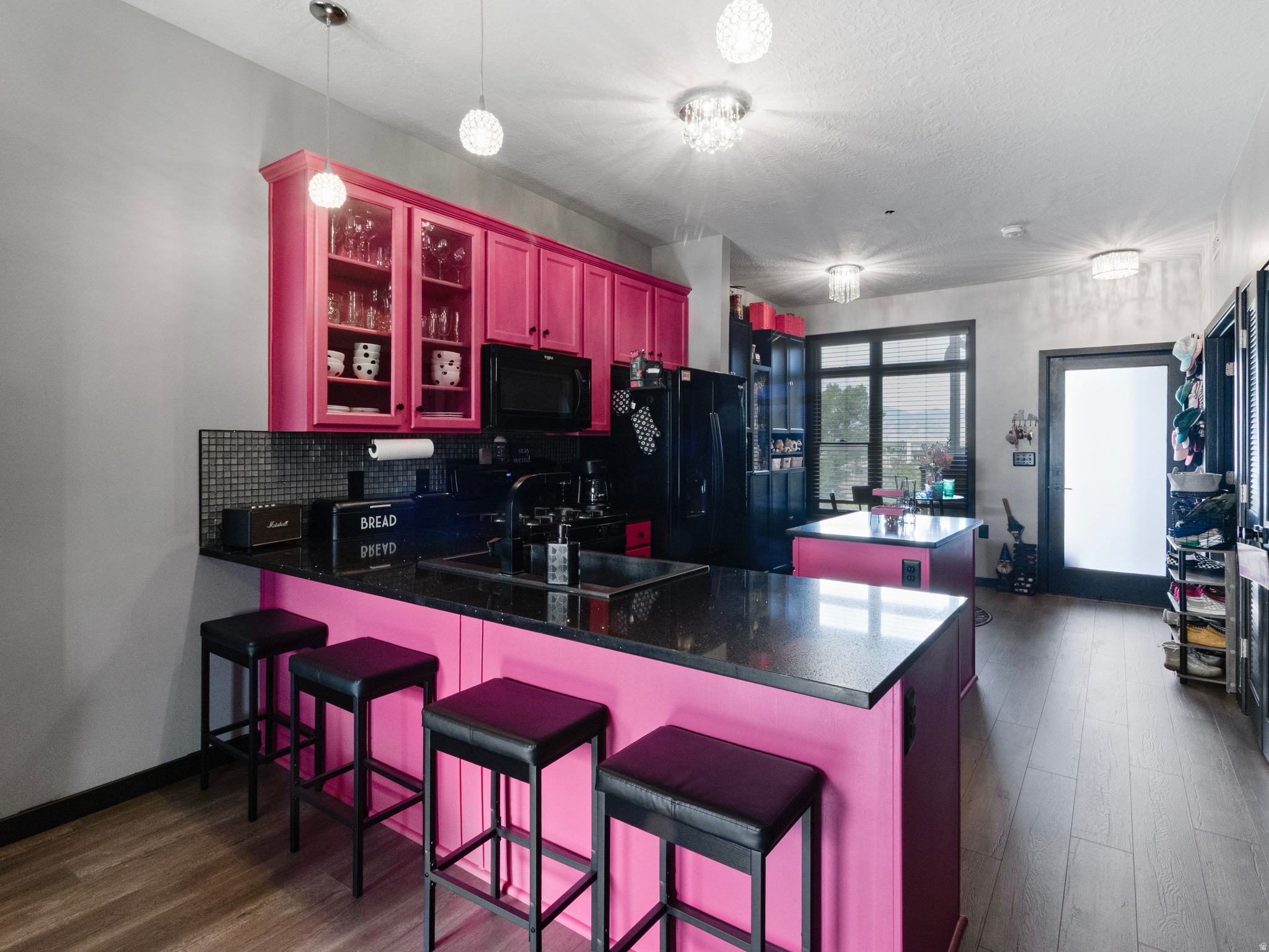 CENTRAL POINTE CONDOS - Residential